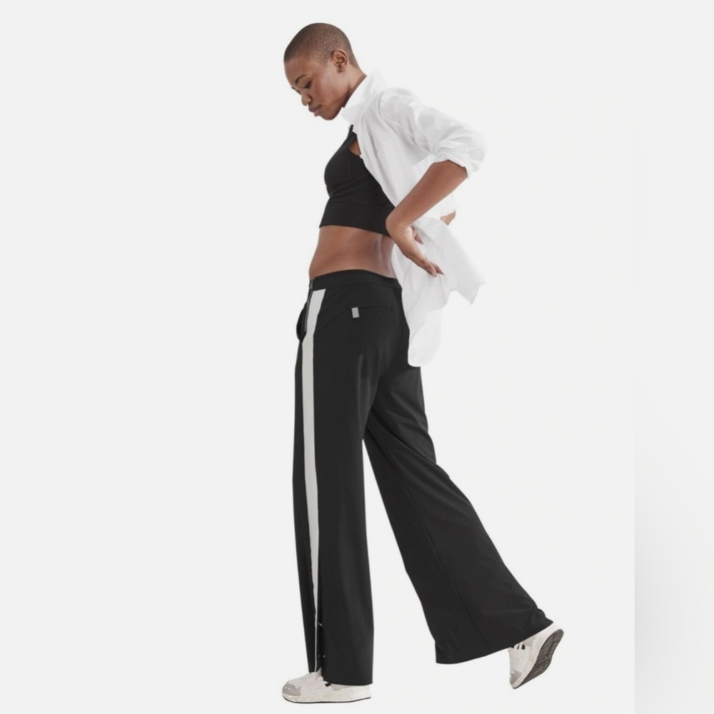 Athleta Women’s Luxe Gramercy Track Trouser Black 4 Mid-Rise Semi-Fitted Nylon - Picture 1 of 16